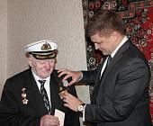 Жителям Матушкино вручили на дому юбилейные медали к 75-летию Победы