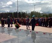 В памятной акции у мемориала Штыки» приняли участие представители управы района Матушкино