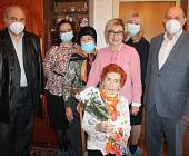 Цветы в день рождения для ветеранов